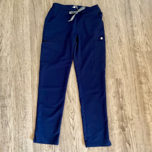 FIGS Yola Skinny Scrub Pants, Classic Navy, Size XS - Picture 2 of 5